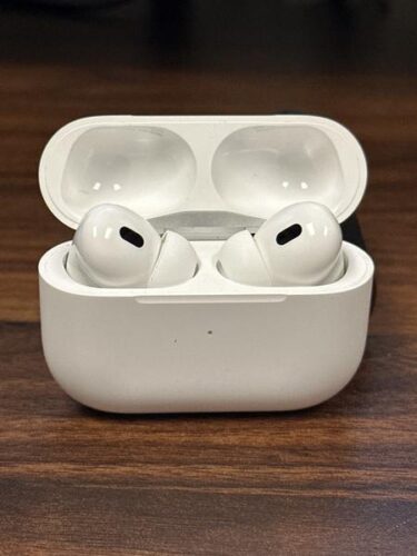 Apple AirPods Pro 2nd Generation With MagSafe Charging Case - New Year Big Savings photo review