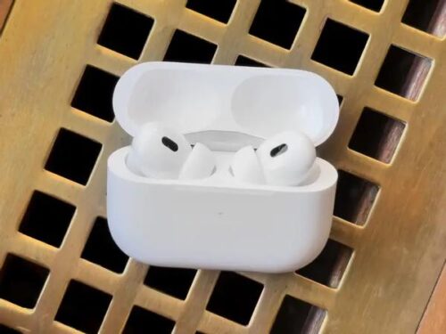 Apple AirPods Pro 2nd Generation With MagSafe Charging Case - New Year Big Savings photo review