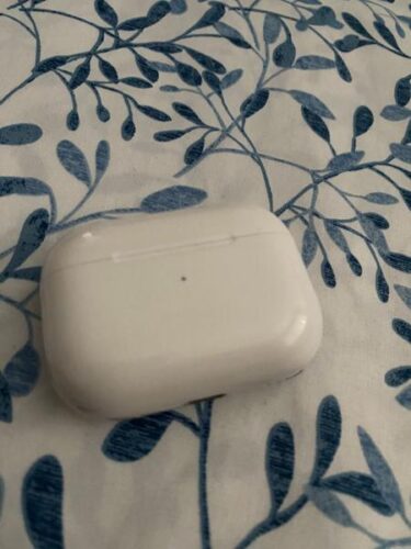 Apple AirPods Pro 2nd Generation With MagSafe Charging Case - New Year Big Savings photo review