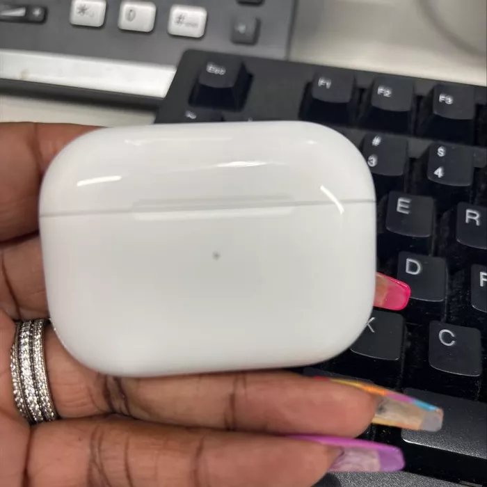 Apple AirPods Pro 2nd Generation With MagSafe Charging Case - New Year Big Savings photo review