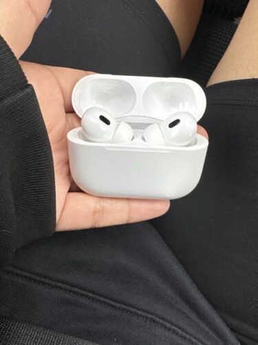 Apple AirPods Pro 2nd Generation With MagSafe Charging Case - New Year Big Savings photo review